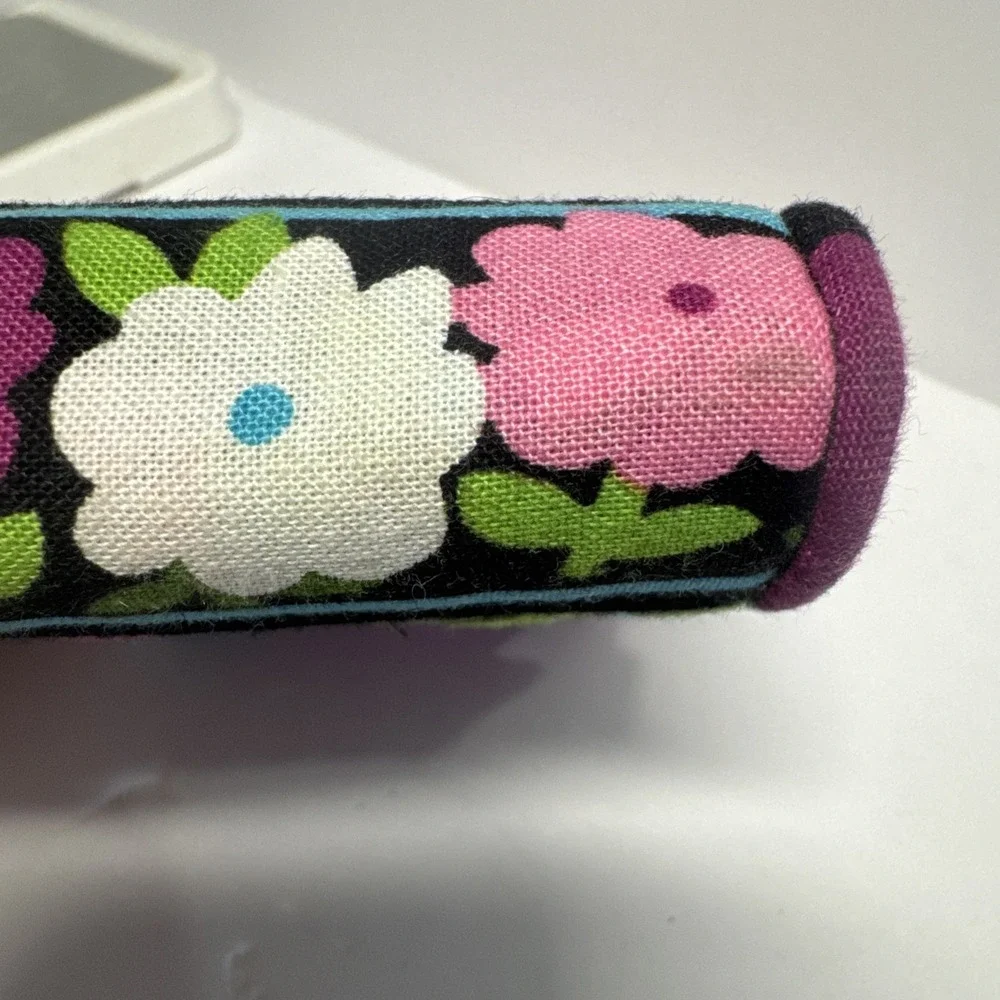 Vera Bradley Floral Quilted Cotton Wristlet‎ Wallet Multi-Color Removable Strap